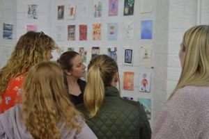 Postcard Show | Old Stamp Collecting Guide: Discover, Value & Preserve Vintage Stamps