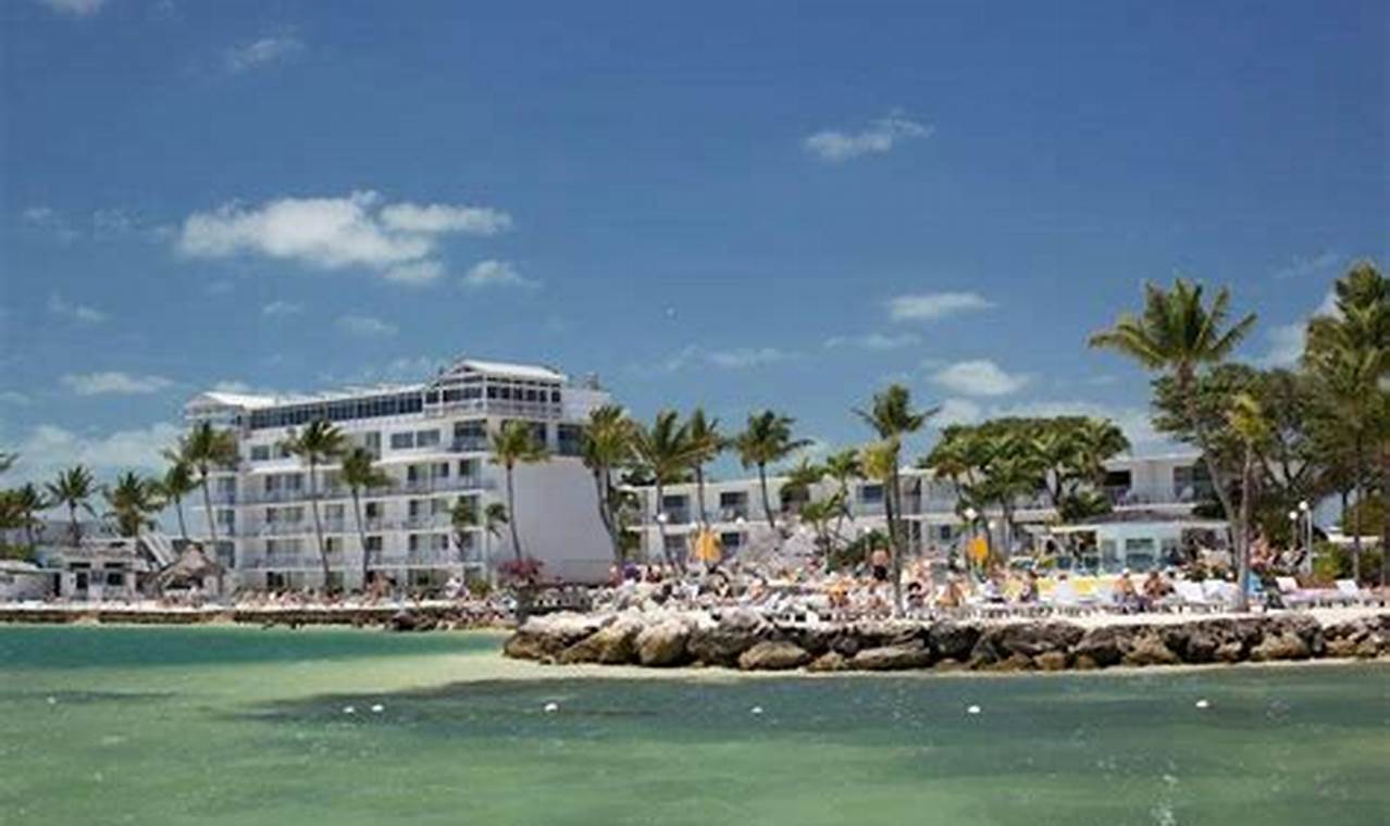 Postcard Beach Resort Islamorada | Old Stamp Collecting Guide: Discover, Value & Preserve Vintage Stamps